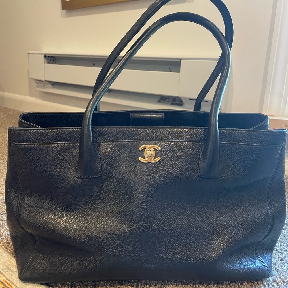 Chanel tote